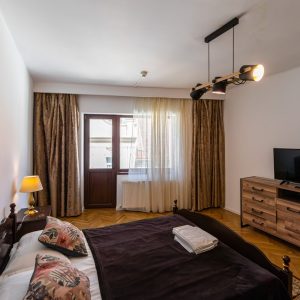 Casa postavarului - Cazare brasov (17)